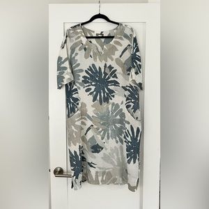 Linen knee length beautiful summer dress with detail on sleeves